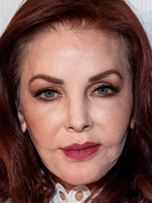 Priscilla Presley plant ihre letzte Ruhestätte nahe Elvis