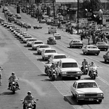Elvis Presley Beerdigung - Memphis 18.08.1977