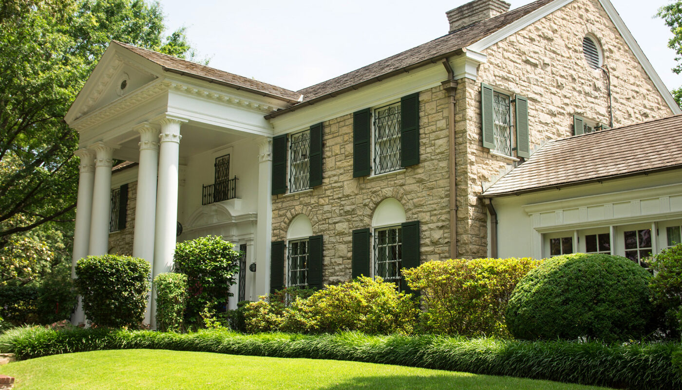 Graceland Fornt
