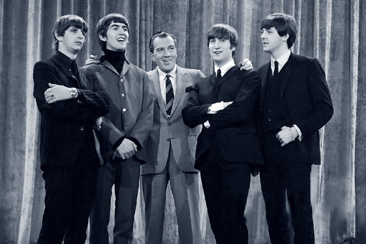 Ed Sullivan mit den Beatles am 09. Februar 1964