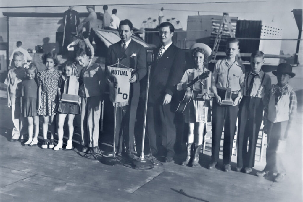 Elvis bei der Mississippi-Alabama Fair and Dairy Show, 1945