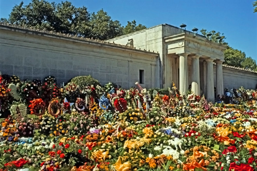 Forest Hill Cemetery, Memphis 1977