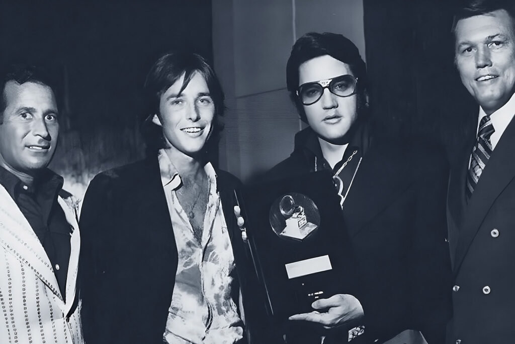 Grammy Lifetime Achievement Award - Elvis Presley - 1971