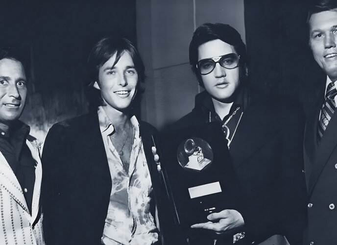 Grammy Lifetime Achievement Award - Elvis Presley - 1971
