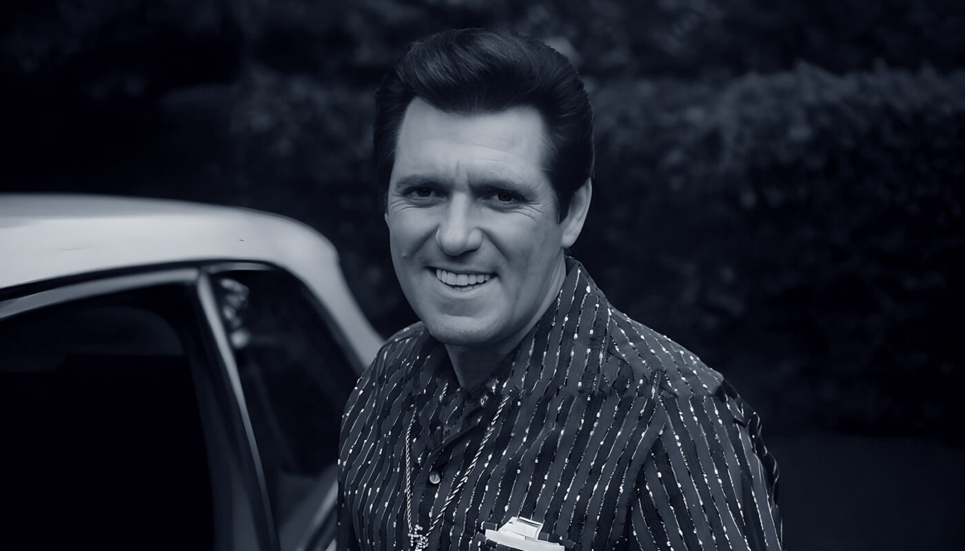 Charlie Hodge Biographie