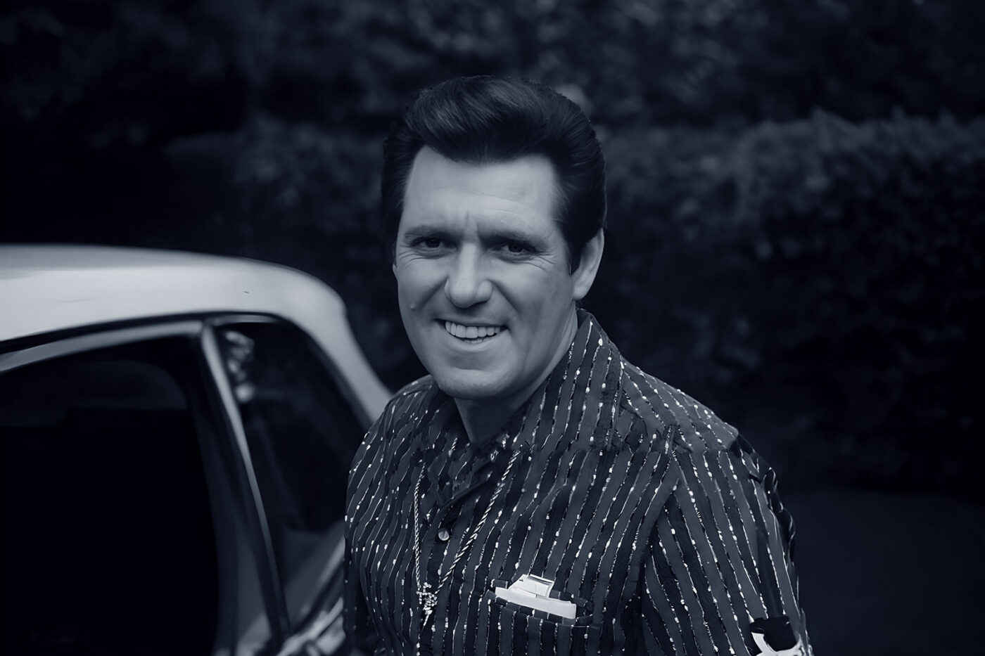 Charlie Hodge Biographie