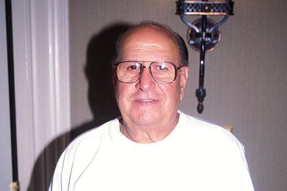 Joe Esposito (2002)