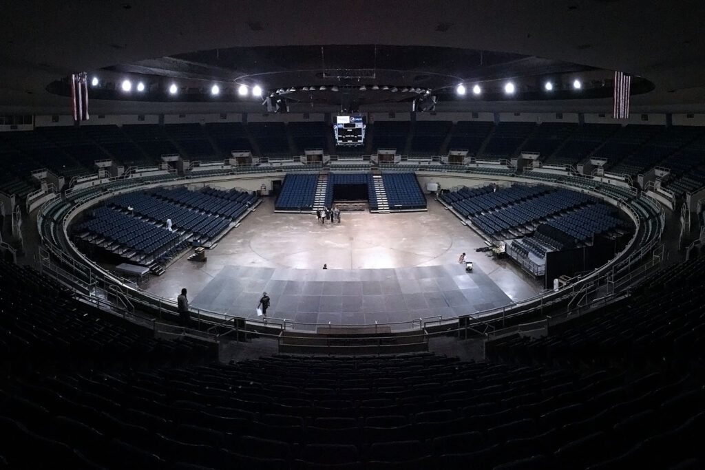 Neal S. Blaisdell Center - Innenraum