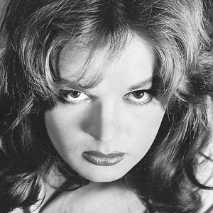 Letícia Román - Darsteller